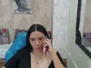 Watch full scene titled Hallie-mils Cam porn model from camsoda