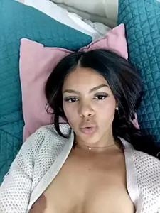 Stream the full movie of MeganHillss Cam porn model from stripchat