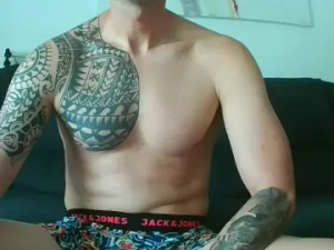 Stream full scene of perrumilla82, 43 years old, male