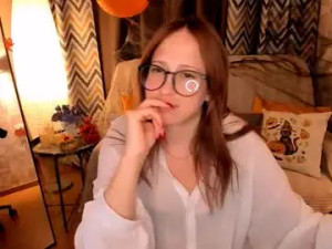 Watch uncut movie named Silvermoon_kira Cam porn model from chaturbate