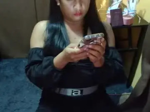 Enjoy watching this uncensored clip of Sweetpinay_myrtle09 Cam porn model from chaturbate