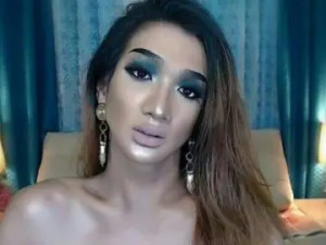 View full clip titled SangreFlammara, 25 years old, brunette hair trans