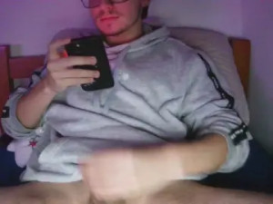 Play HD movie titled Vmh7, 20 years old, male