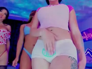 Enjoy watching uncut movie titled the_palace_powerfull, trans