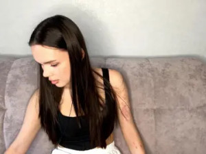 View the hardcore video named HeidiLoshbaugh Cam porn model from cam4