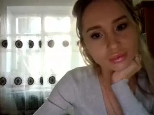 Stream complete movie titled Kissandbelle Cam porn model from chaturbate