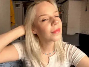 Enjoy watching this HD video of ChelseaLascurain Cam porn model from bongacams