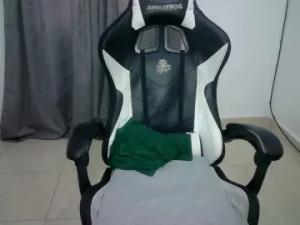 Watch this full video of deuxes, 32 years old, male