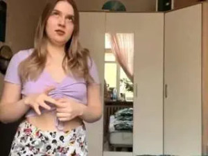 View the uncut scene of Sunheeahmed Cam porn model from camsoda