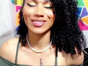 Enjoy watching this uncensored video of lunittaxx, trans
