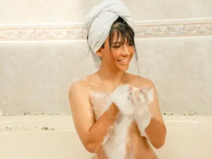 Stream this HD movie titled KamilaVazquez, 18 years old, brunette hair trans