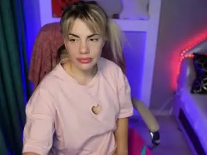 Stream the full movie titled Vickyrousi Cam porn model from chaturbate