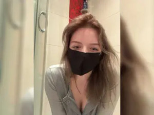 Stream hardcore clip named FoxyDream2000 Cam porn model from bongacams