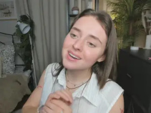 View complete scene called VersieTaillon Cam porn model from cam4