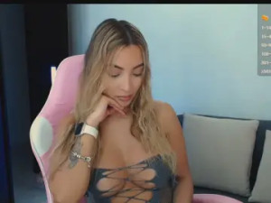 Watch this full scene called Im_grecia Cam porn model from cam4