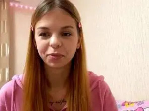 Play this HD clip of Parisslatin Cam porn model from camsoda