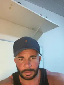 Watch the full clip named guto356, 18 years old, male