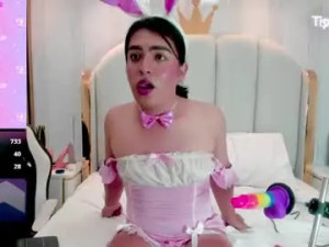 Play this full video of sweetkata_, 18 years old, trans