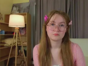Enjoy watching this uncut movie named AlizaDegooyer Cam porn model from cam4