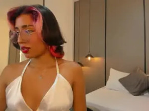 Stream this hardcore video named Jade_swan_ Cam porn model from chaturbate