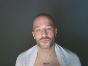 Stream this uncut clip named J8se, 39 years old, male