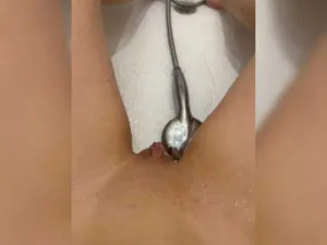 Watch this full video of Marisex Cam porn model from bongacams