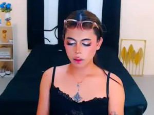 Stream full scene of kylaroseee, trans