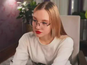 Enjoy watching the full movie titled KassandraCashio Cam porn model from cam4