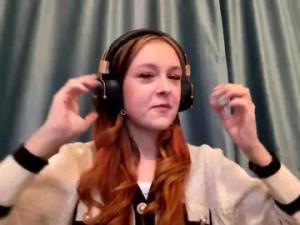 Watch this uncensored scene of Mozelleberendt Cam porn model from chaturbate