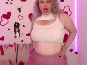View uncut movie called Sofiacurvy_ Cam porn model from chaturbate
