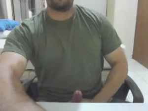 Play the complete movie titled marcelohulk00, 35 years old, male