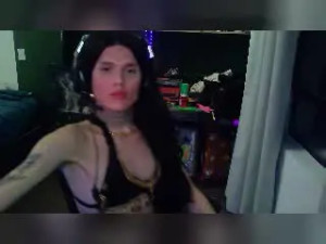 View this complete clip named Becab, trans