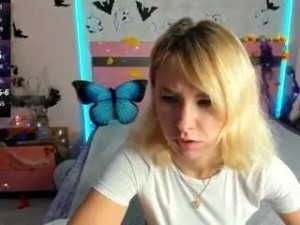 Stream this hardcore scene titled Merymidnight Cam porn model from camsoda