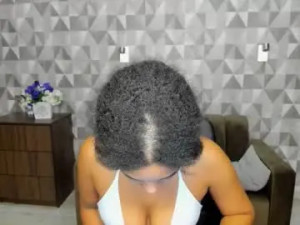 Watch uncensored movie called Gracekendy Cam porn model from chaturbate
