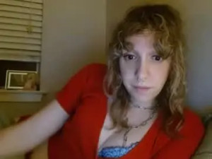 Stream this hardcore video named soffpurr, 32 years old, trans