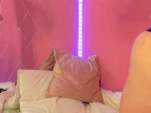 Enjoy watching hardcore video of Anaayss Cam porn model from camsoda