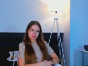 Watch the uncut scene named RefugiaKwack Cam porn model from cam4