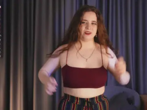 Play this uncut video of DixieHurren Cam porn model from cam4