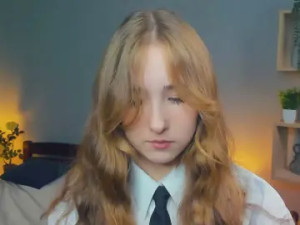 Play this uncensored scene named JessiBrighton Cam porn model from cam4