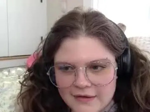Stream this complete clip named Lolo_baby_ Cam porn model from chaturbate