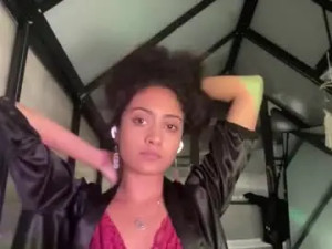 Watch HD scene named Magicalraya Cam porn model from chaturbate