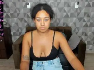 Play the uncut video of Kettyspring Cam porn model from camsoda