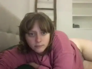 Stream this complete video named Daisy_lately Cam porn model from chaturbate