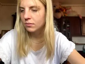 View this HD clip of Othalook Cam porn model from chaturbate