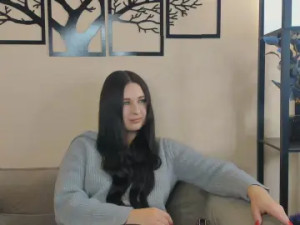 View the full scene of TiffinyBetha Cam porn model from cam4