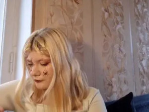 View HD clip of GERTHA-VERTU Cam porn model from bongacams