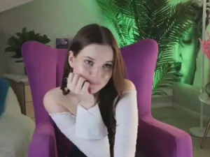 Play uncensored clip named ChanelleRhee Cam porn model from cam4