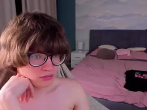 Watch this complete scene called syndydels, male