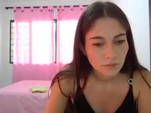 Play HD scene of Emy_sweet18 Cam porn model from chaturbate