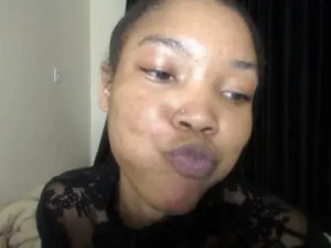 Play the complete movie called Sumeyhia Cam porn model from bongacams